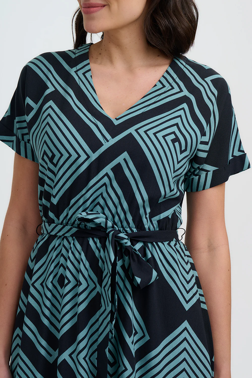 Bethan Midi Dress - Black/Green, Geometric Lines - Image 3