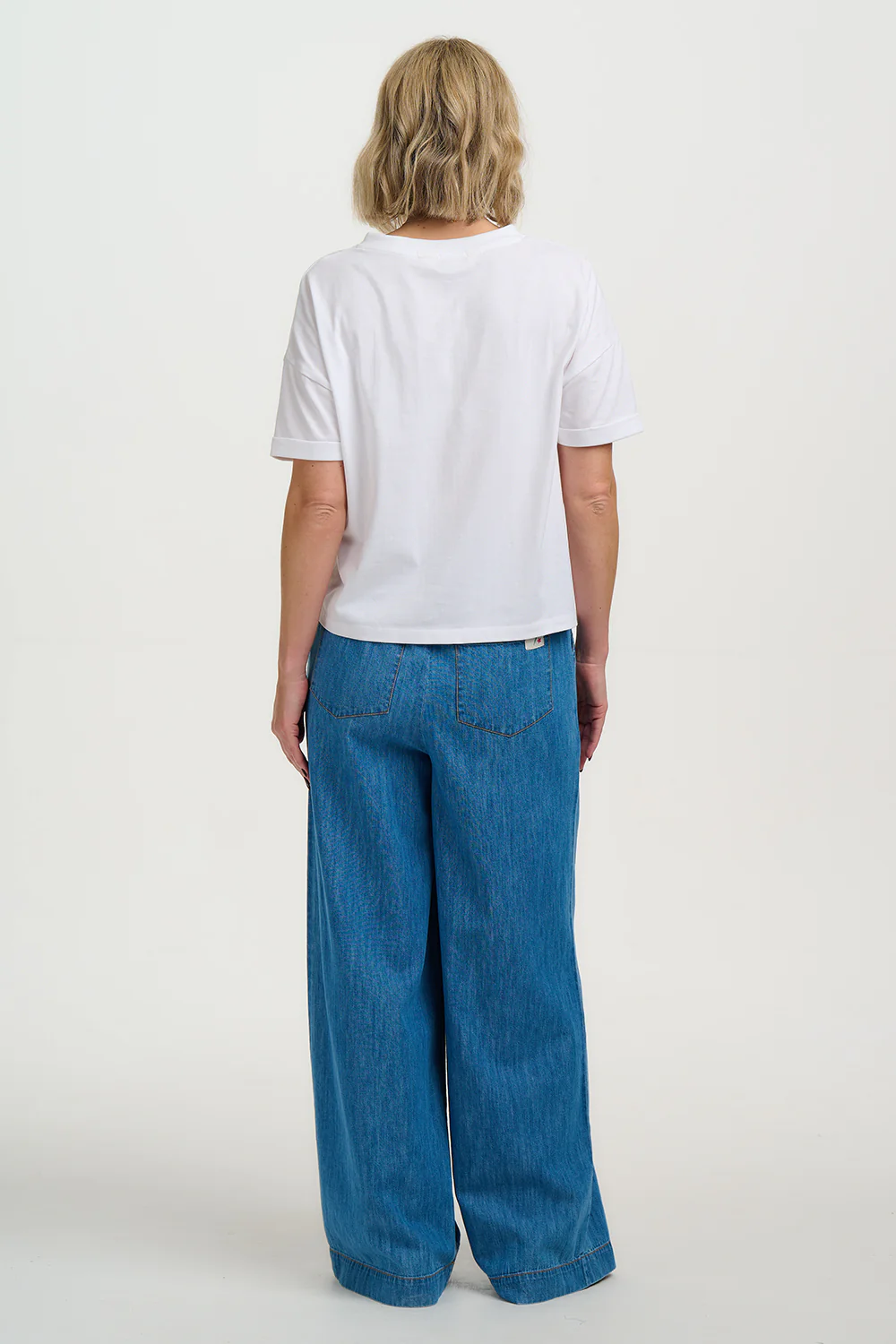 Celia Heavy-Weight T-Shirt - White, Pocket Hearts - Image 5
