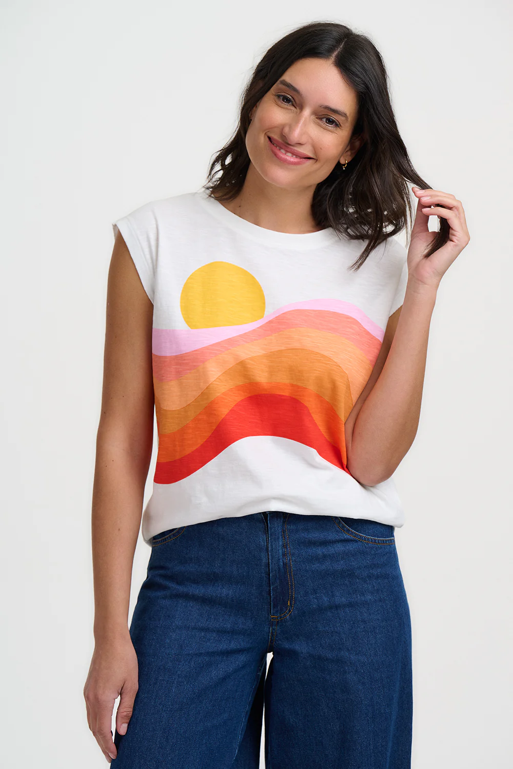 Chrissy Relaxed Tank T-Shirt - Off-White, Sunset Waves - Image 3