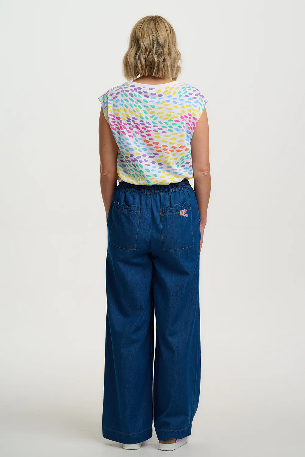 Chrissy Relaxed Tank T-Shirt - White, Animal Rainbow - Image 4