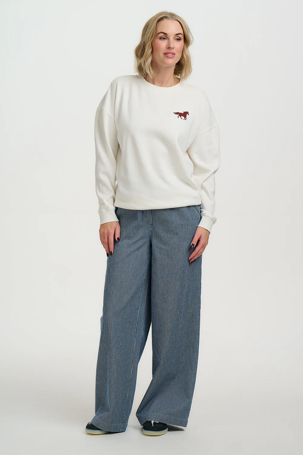 Eadie Relaxed Sweatshirt - Off White, Horse Print & Embro - Image 4