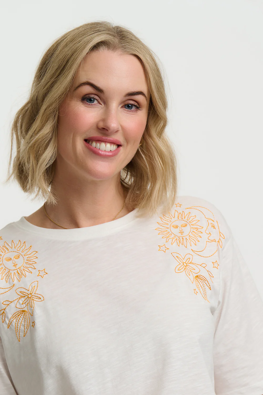 Kinsley Relaxed T-Shirt - Off White, Solstice Embroidery - Image 4