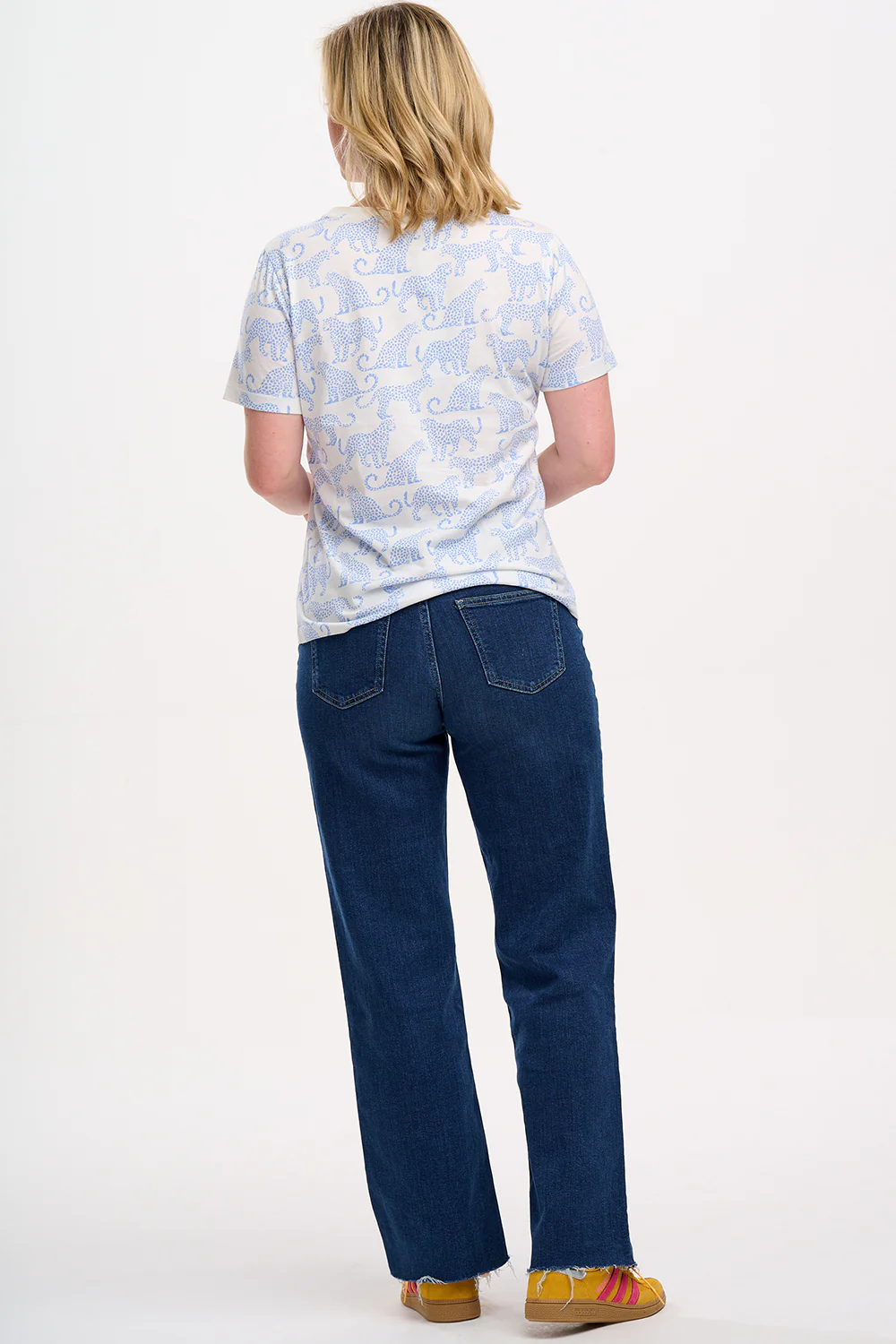 Maggie T-Shirt - Off-White/Blue, Leopard Spots - Image 4