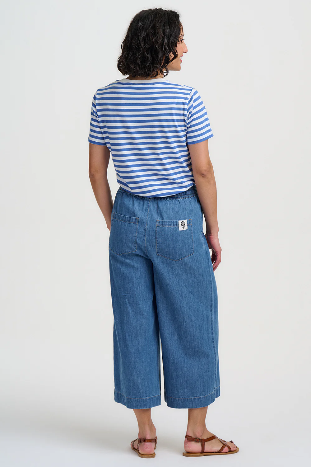 Maggie T-Shirt - Off-White / Blue Stripes, Bananas - Image 5