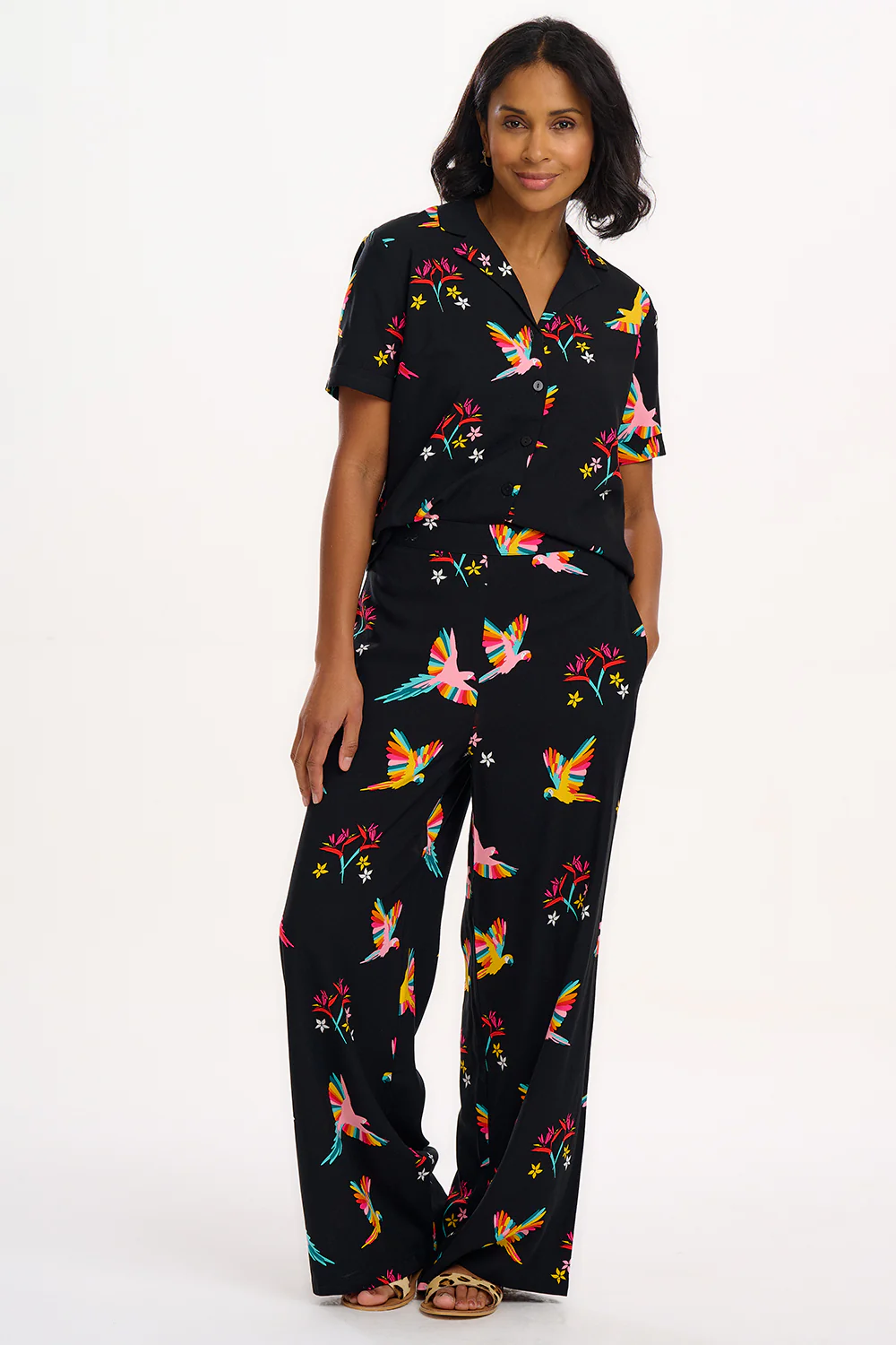 Odele Shirt - Black, Rainbow Parrots - Image 5